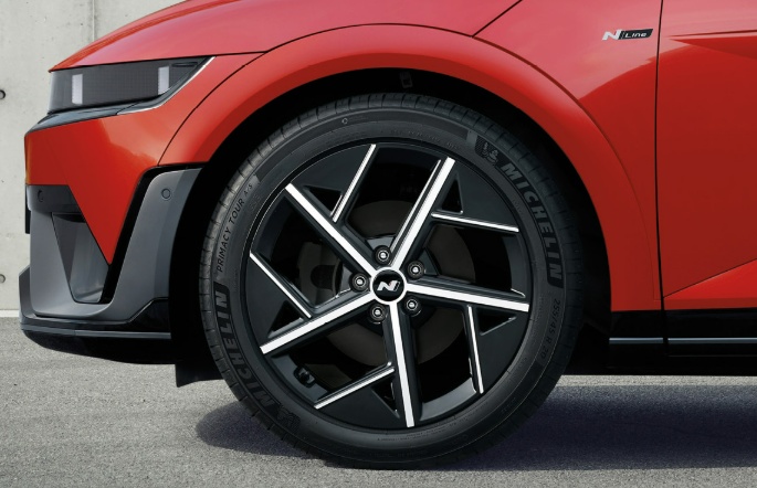 2025 아이오닉 5 N Line 전용 20인치 알로이 휠, 타이어 규격